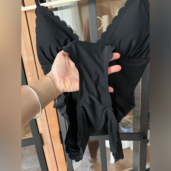 J. CREW scalloped one piece swimsuit vneck adjustable straps preppy classic - Picture 7 of 9